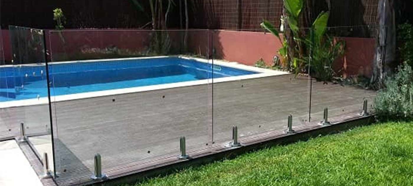 pool-protection-glass